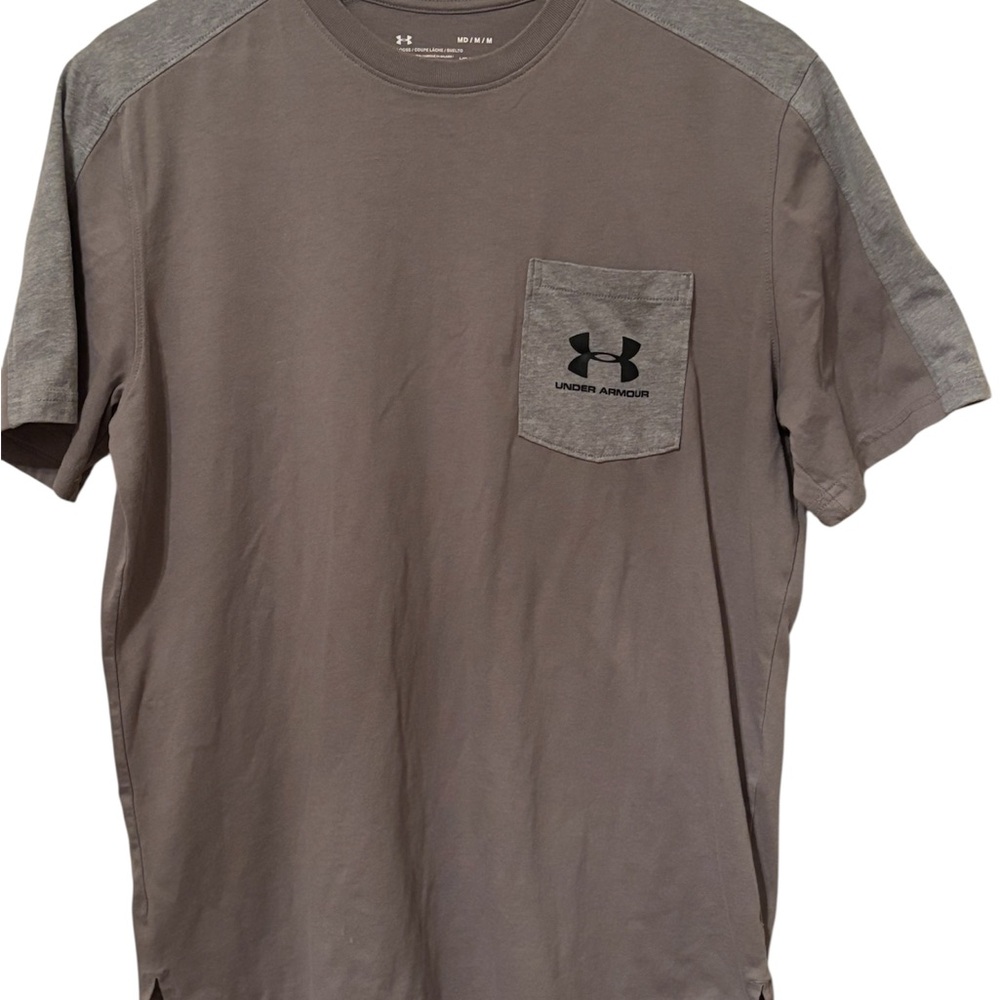 Under Armour Men's Charcoal Short Sleeve Tee Pocket Grey